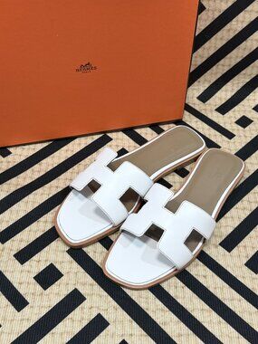 Hermes Women‘s White Sandals